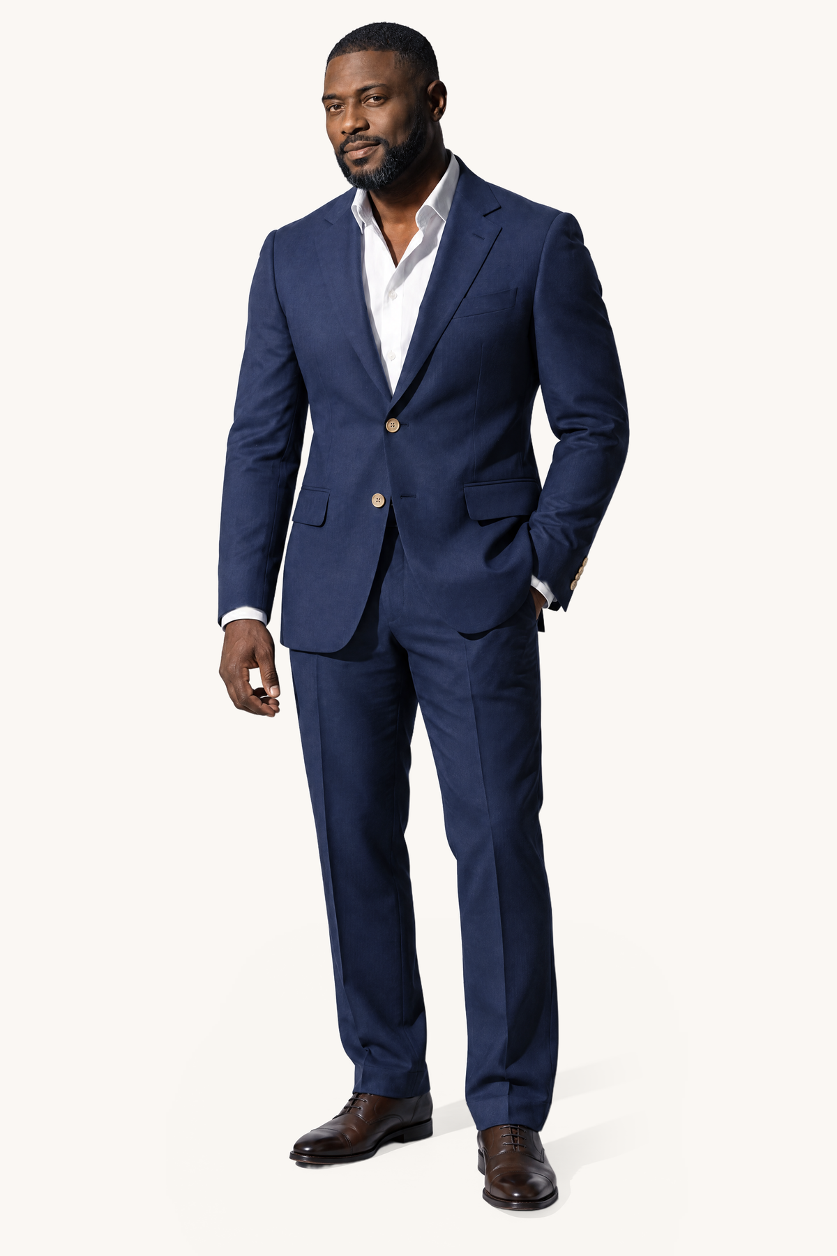 Tuscany Marine Blue Suit — volledig pak op model, vooraanzicht