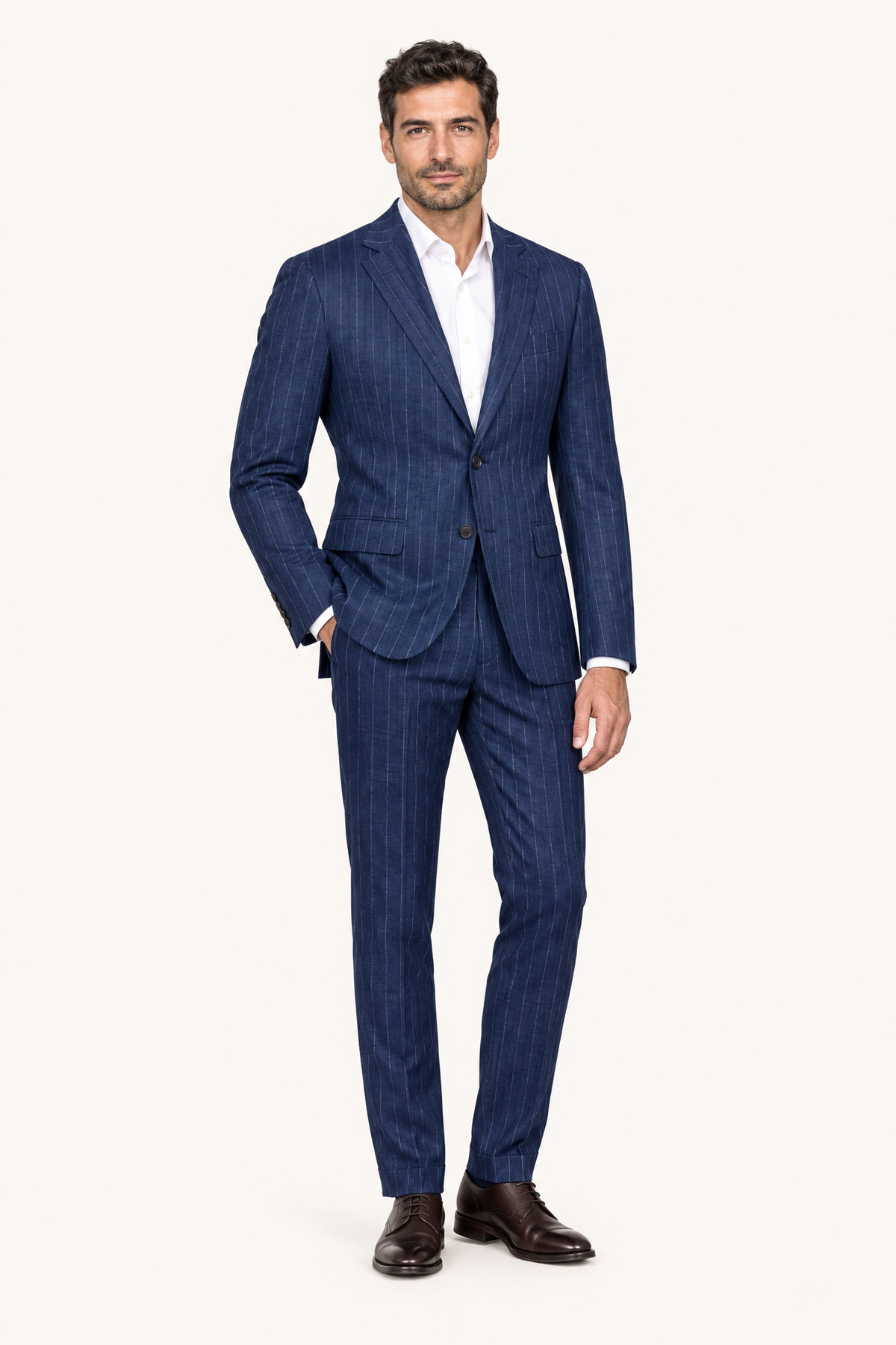 Tuscany Navy Blue Banda Suit — volledig pak op model, vooraanzicht