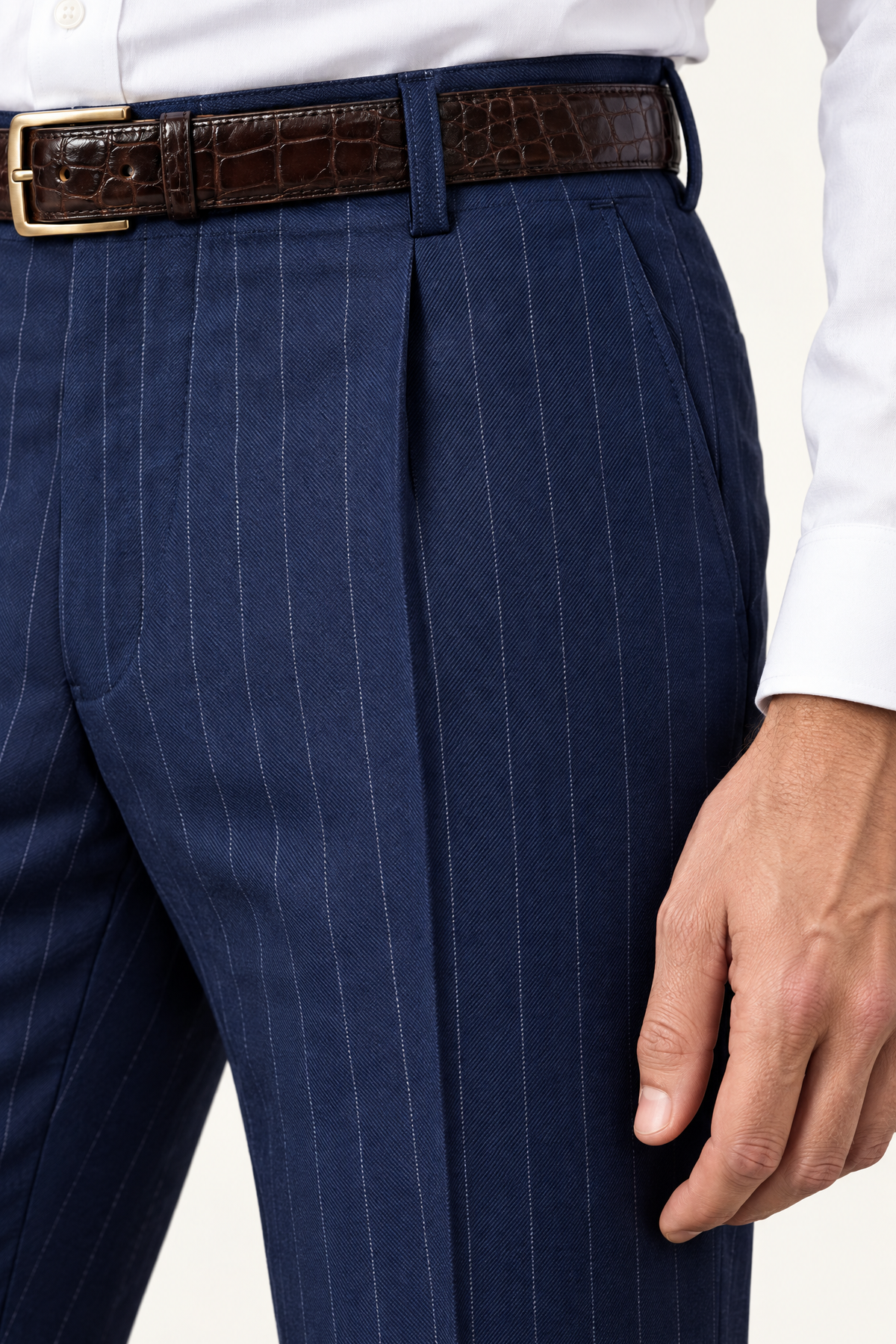 Tuscany Navy Blue Banda Suit — taille met bandplooi en sluiting