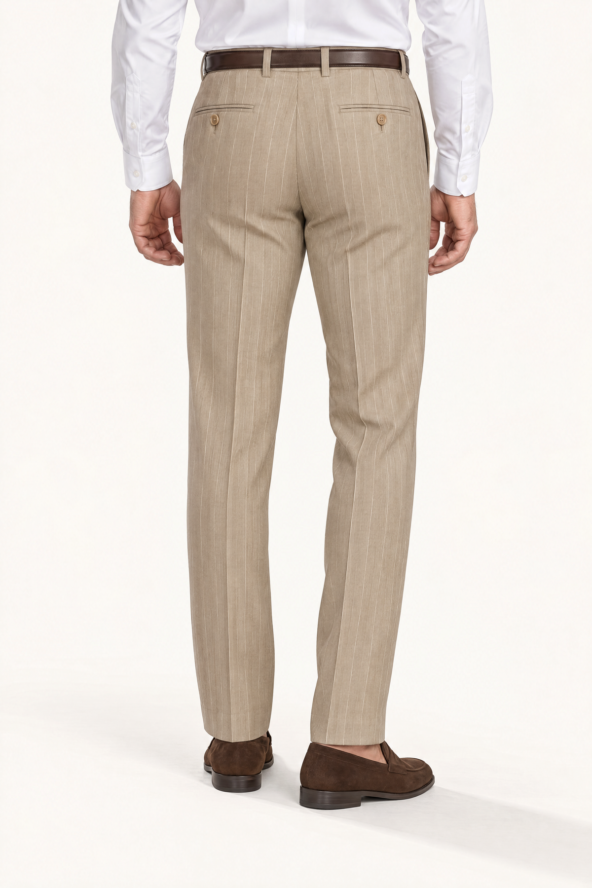 Tuscany Sand Banda Suit — pantalon op model, achteraanzicht